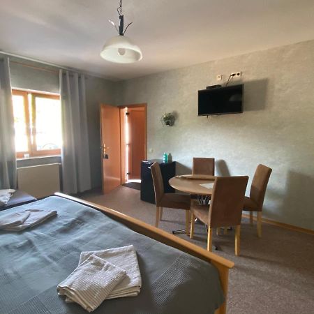 Rooms4ring Privatzimmer am Nürburgring Quiddelbach Exterior foto