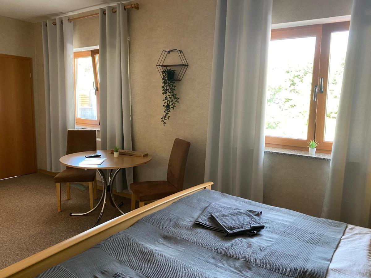 Rooms4ring Privatzimmer am Nürburgring Quiddelbach Exterior foto