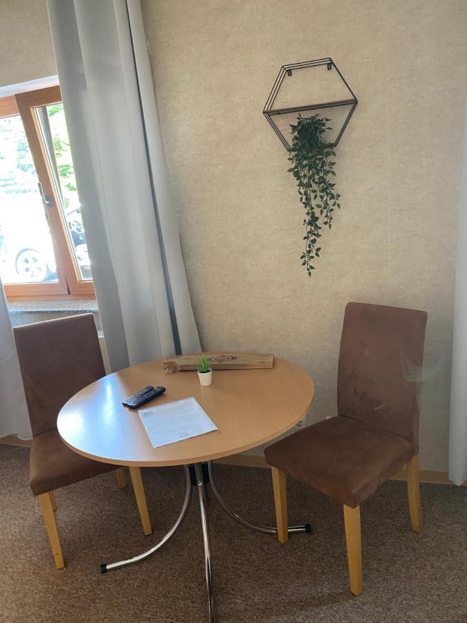 Rooms4ring Privatzimmer am Nürburgring Quiddelbach Exterior foto